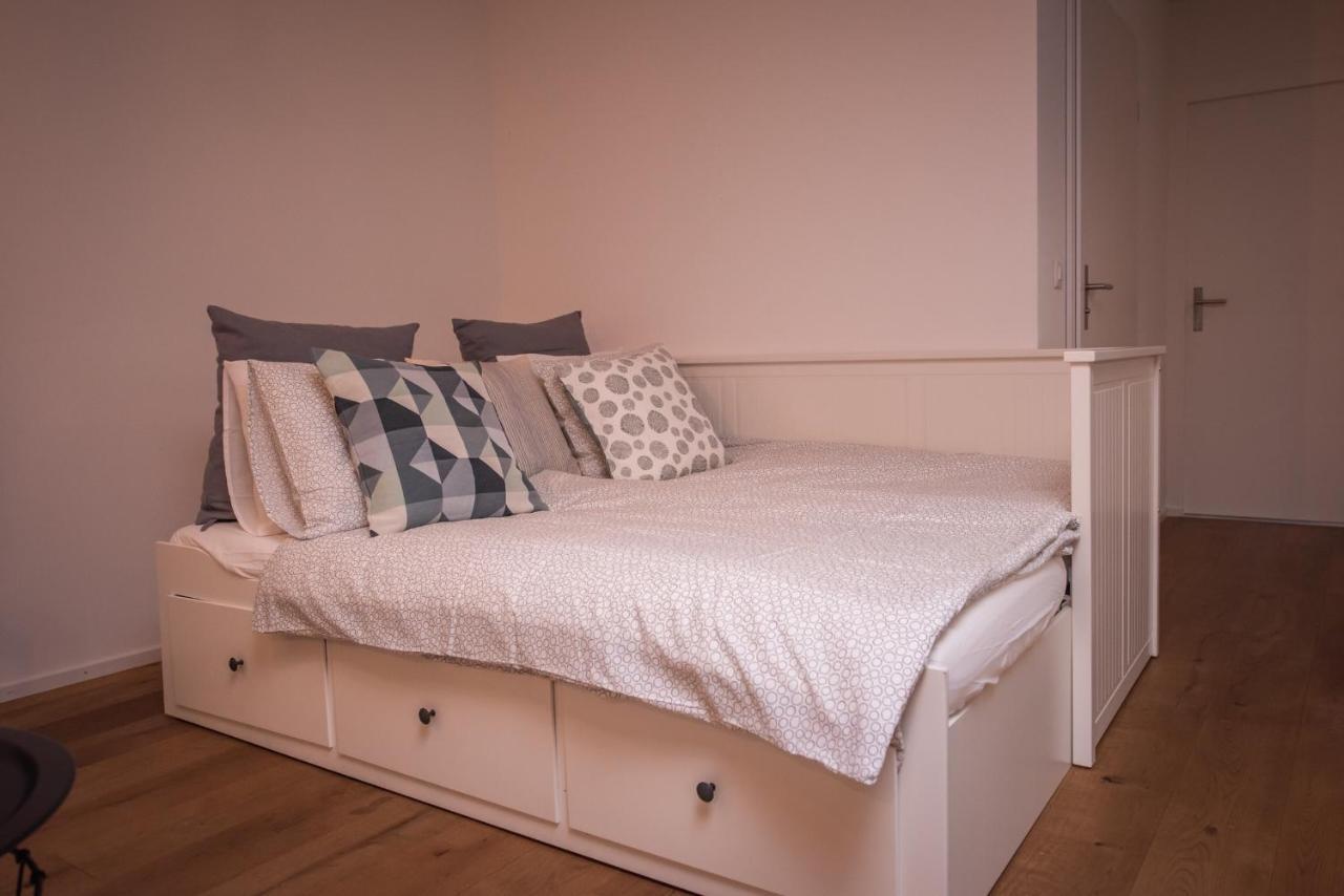 2 Bedroom - City Center Apartment - Інтерлакен Екстер'єр фото